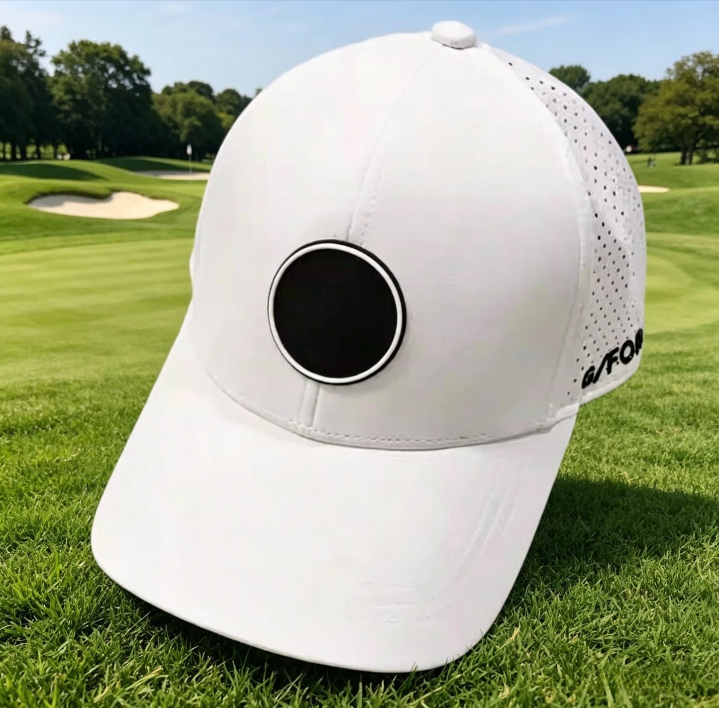 2026 New Men's Golf Cap Premium Structured Sport Hat Breathable Sun Protection Versatile Fashion Outdoor Snapback Golf Hats