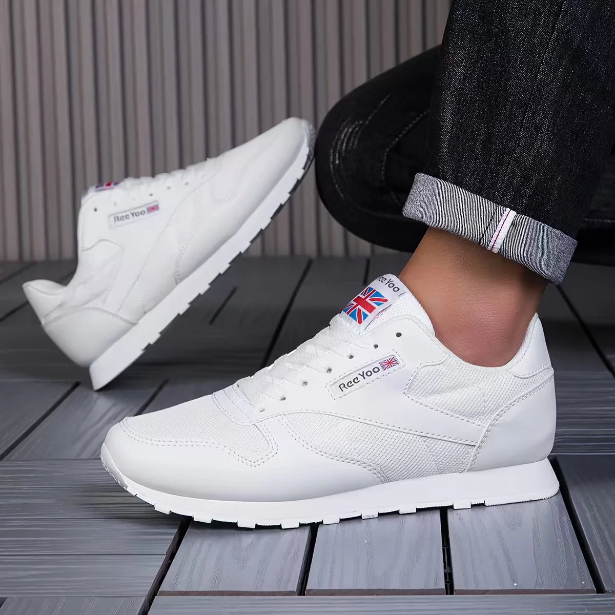 New Men Golf Shoes Summer Breathable Light Walking Shoes Non Slip Shock Absorbing Casual Sports Shoes Women Outdoor Tennis Shoes