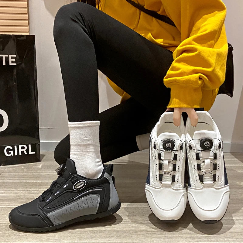 Golf Shoes for Men's Women's Couple Style Outdoor Comfort Golf Sneakers Leisure Sports Shoes Fashionable Walking Shoes Plus Size