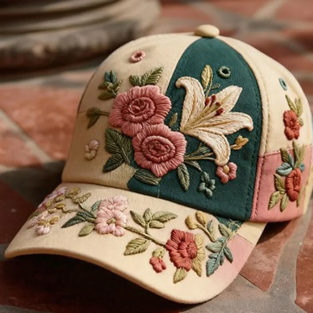 Elegant and elegant women's baseball Creative Gift Polyester Unisex Hat Vintage Breathable Floral Cap  Retro Embroidered Hat