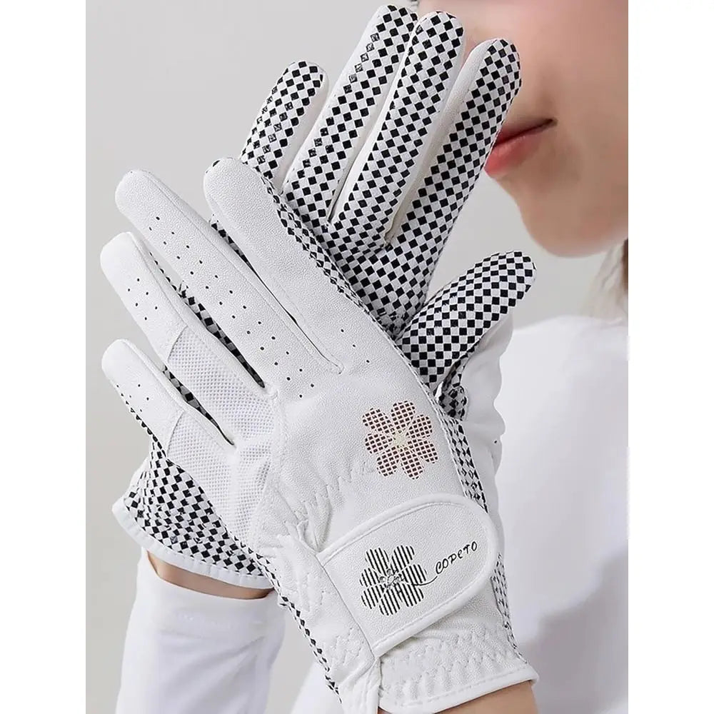 A Pair Anti-slip Golf Gloves Breathable Enhanced Grip Ladies Golf Gloves Comfortable Soft Flex Golf Accessories Gift for Golfers