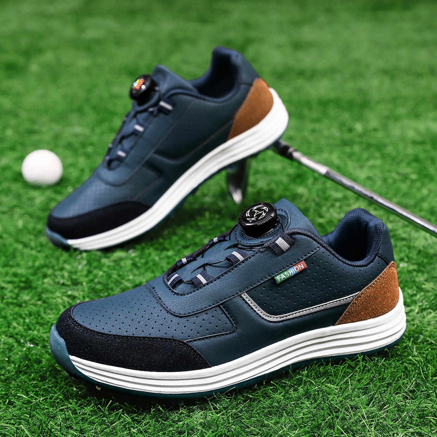 Golf shoes for Fashionable Outdoor use for both Men and Women, With Anti-slip Design, Suitable for Mountain Climbing and Hiking