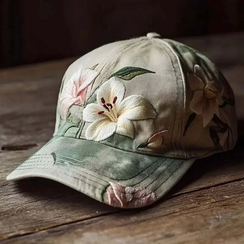 Elegant and elegant women's baseball Creative Gift Polyester Unisex Hat Vintage Breathable Floral Cap  Retro Embroidered Hat